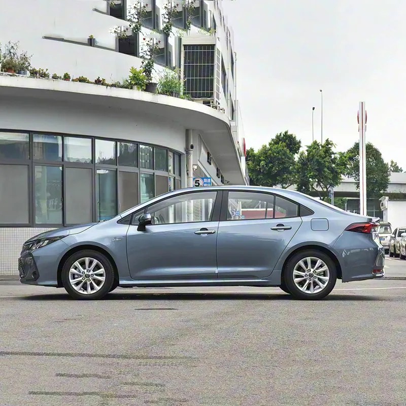 Подержанный Toyota Corolla