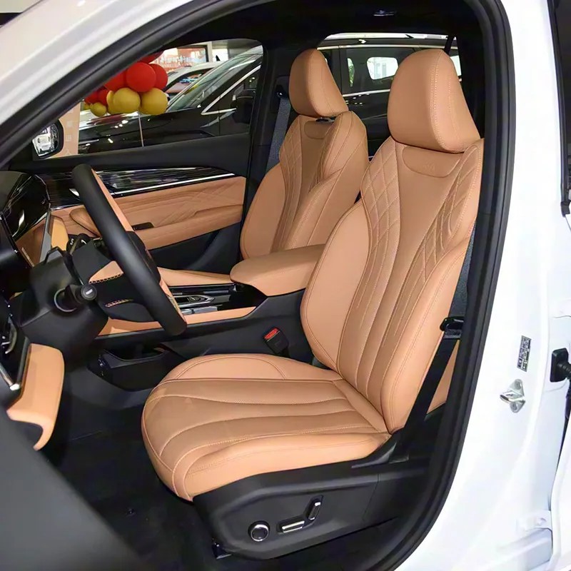 Подержанный Geely Xingyue L Hybrid